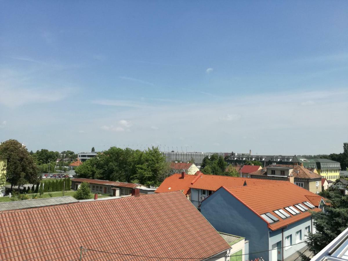 Ambiente Apartment Dunajská Streda Exterior photo